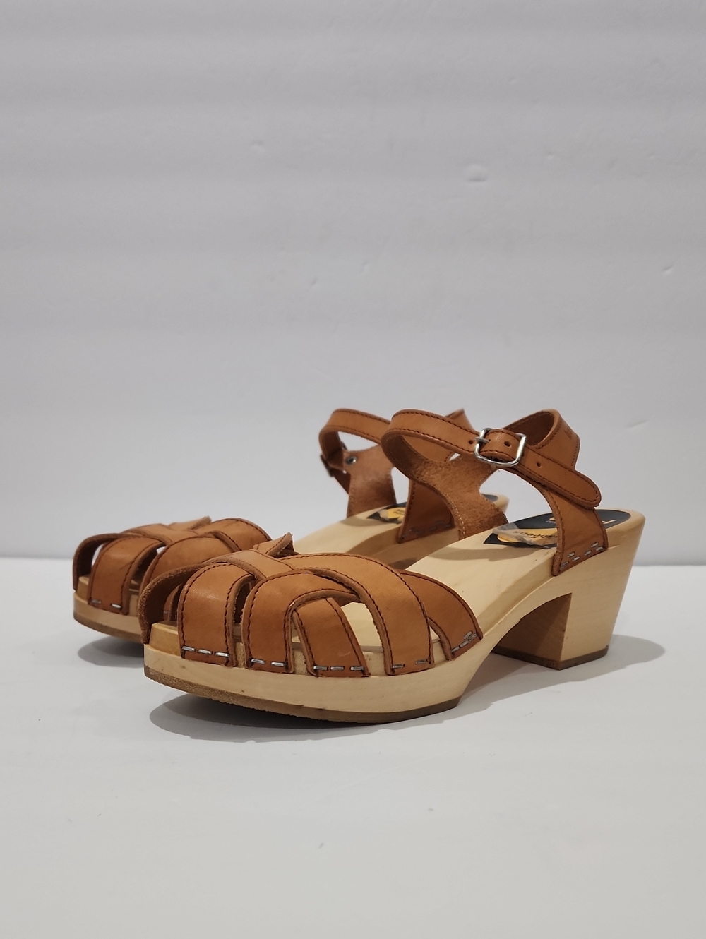Swedish Hasbeens Pearl Sky High Clogs